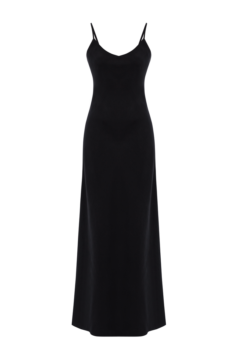 The Black Dress - selinkucuksoz
